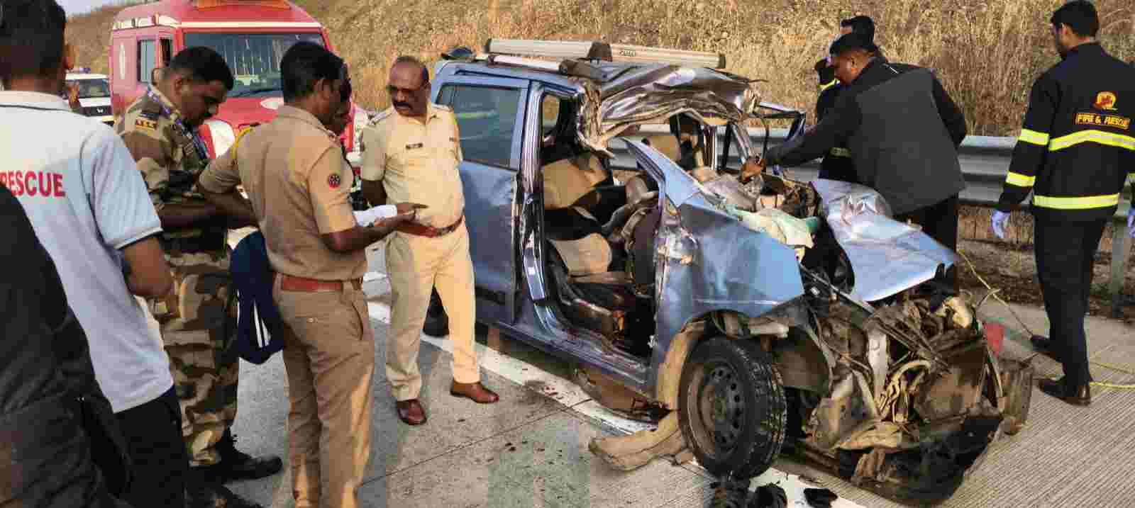 समृद्धी महामार्गावर भीषण अपघात; माय-लेकाचा दुर्दैवी अंत