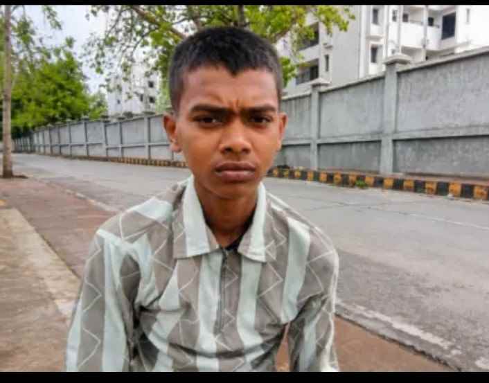 बल्लारपुरात तरुणाची गळफास घेऊन आत्महत्या,आजारपणाला कंटाळून टोकाचे पाऊल उचलल्याची शक्यता