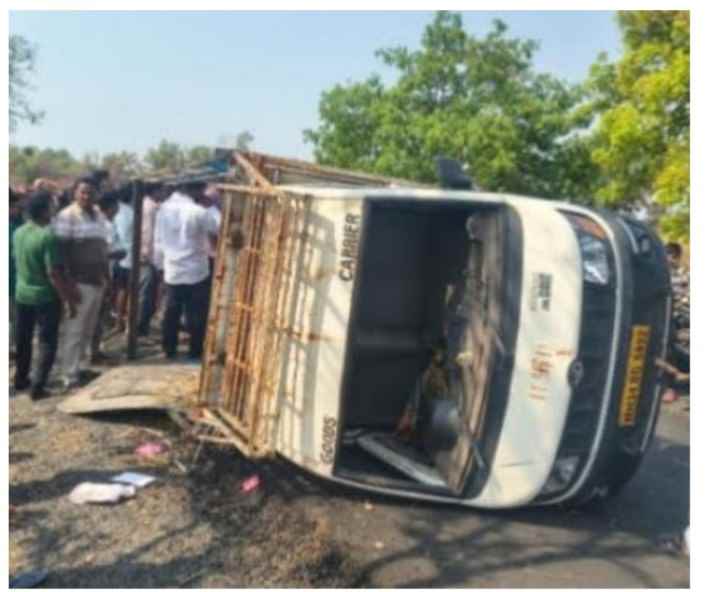 सावली तालुक्यात भीषण अपघात,२९ महिलांना घेऊन जाणारा ऑटो उलटला
