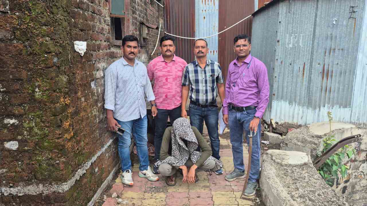 पूलफैल चौकात तलवार घेऊन दहशत माजविणाऱ्या युवकाला अटक; वर्धा शहर पोलिसांची धडक कारवाई
