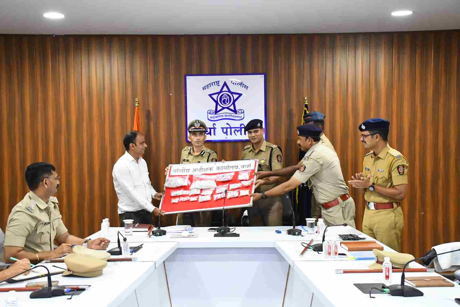 वर्धा पुलिस की कार्रवाई से चोरी का माल फरियादियों को वापस