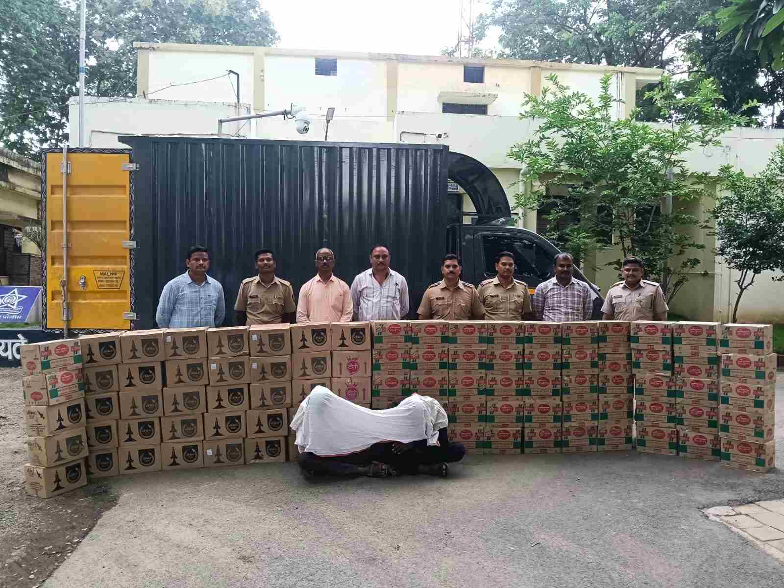 समुद्रपूर पोलिसांची धडक कारवाई; २१.३० लाखांचा मुद्देमाल जप्त