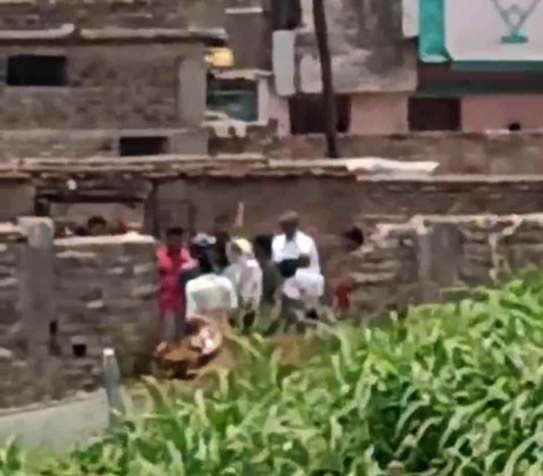 नांदेड परिक्षेत्राचे पोलीस उप महानिरीक्षक शहाजी उमाप यांनी  24 तासाच्या आत कारवाई करत चार आरोपींना घेतलं ताब्यात