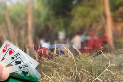 जुगार अड्ड्यावर पोलिसांची धाड ,चार जुगारांना घेतले ताब्यात