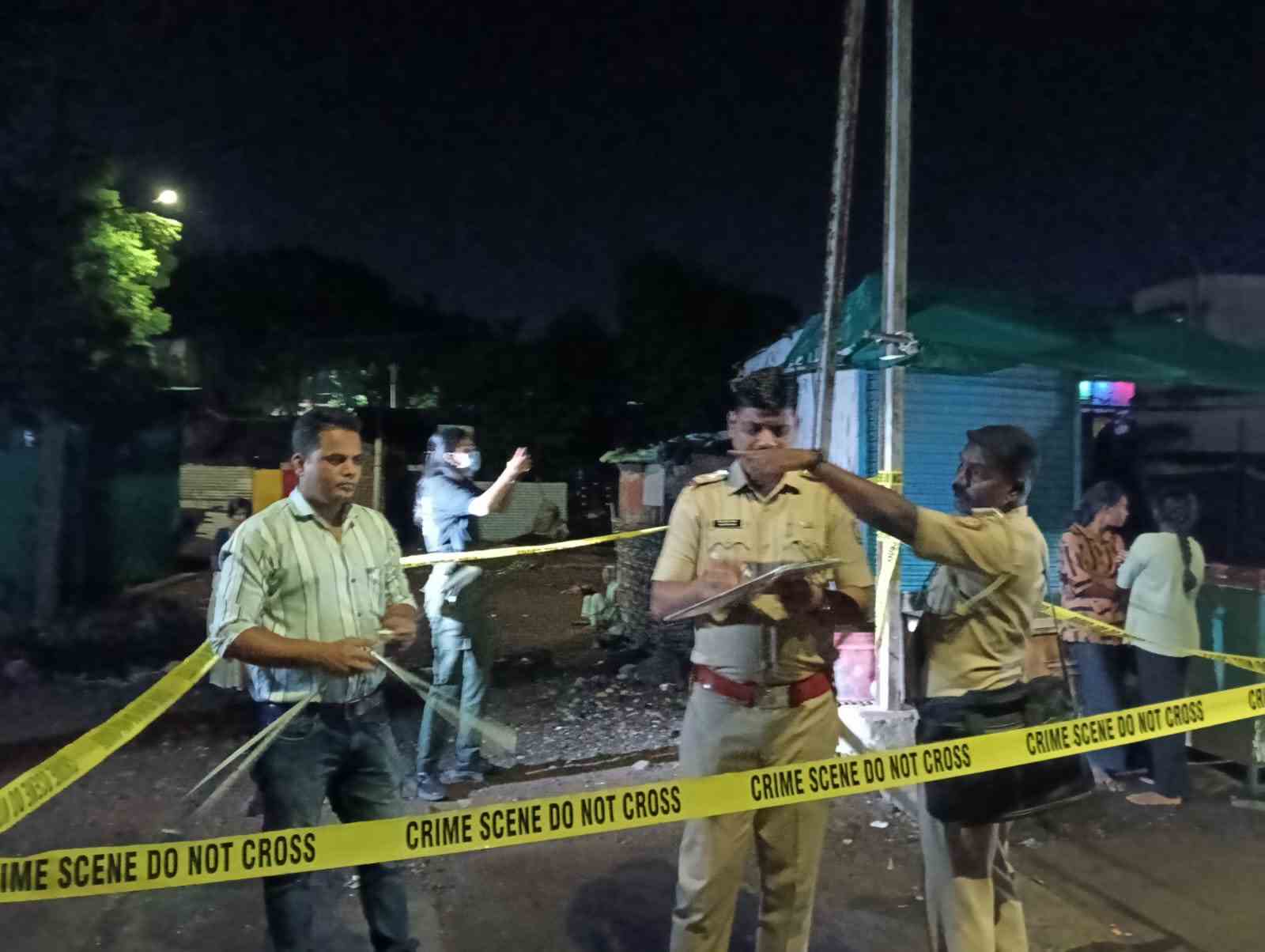 इतवारा बाजार में मजदूर की गर्दन पर धारदार हथियार से हमला, आरोपी फरार