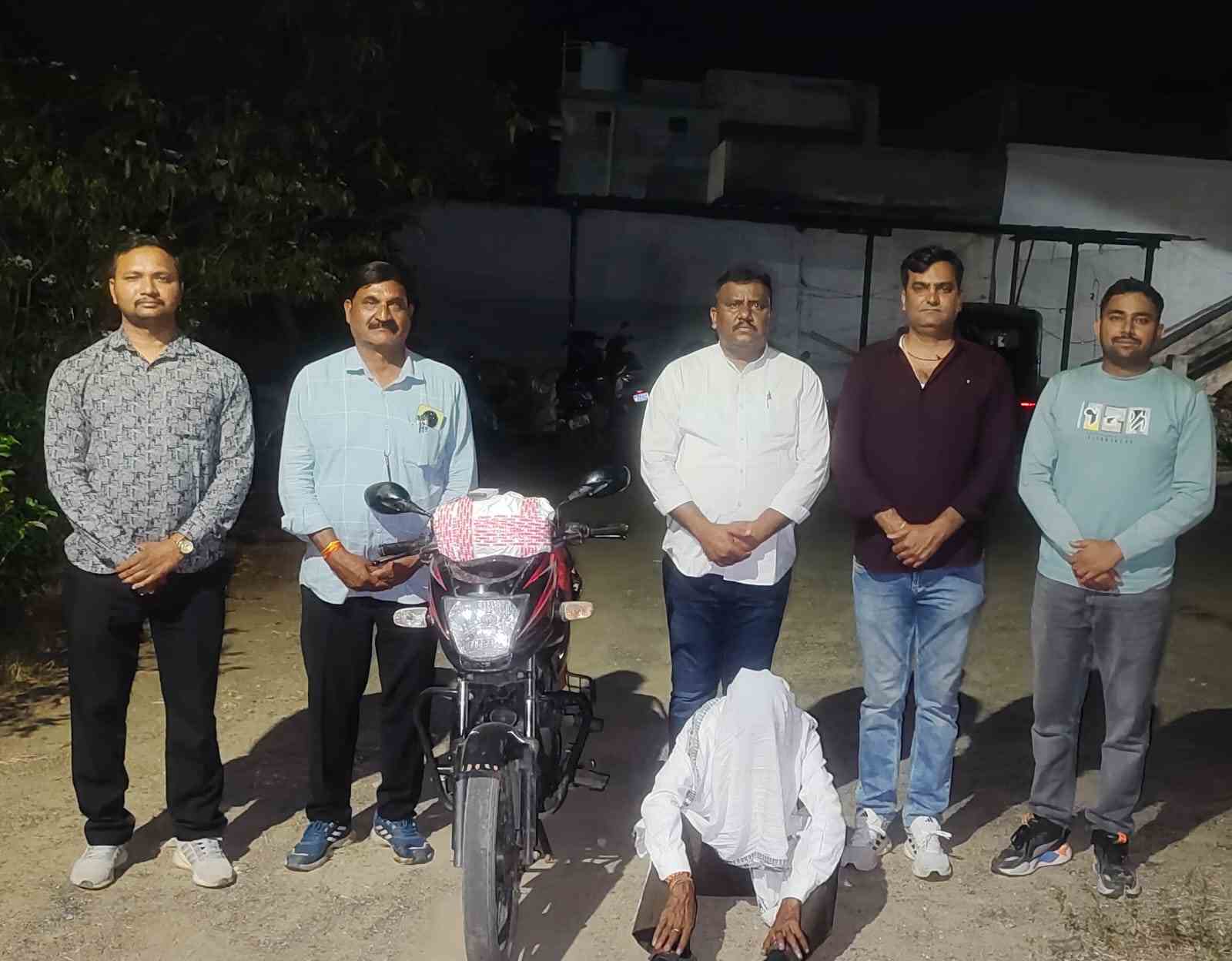 गांजा विक्री करणाऱ्या आरोपीवर स्थानिक गुन्हे शाखेची मोठी कारवाई, २ किलोहून अधिक गांजा जप्त; आरोपी रंगेहात अटक