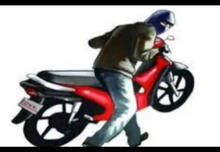 ग्रामीण रुग्णालयासमोरून दुचाकीची धाडसी चोरी,अज्ञात चोरट्याविरुद्ध गुन्हा दाखल