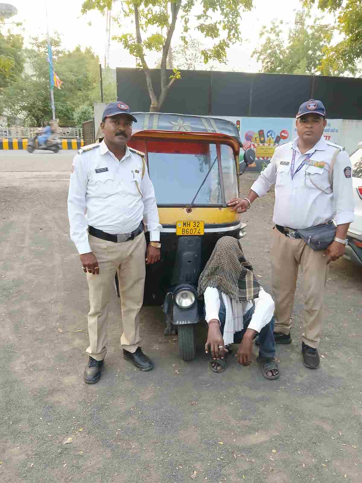 वर्धा पोलिसांची ‘ड्रिंक अँड ड्राइव्ह’ विरोधात मोठी कारवाई; बजाज चौकात दोन चालकांवर गुन्हे दाखल