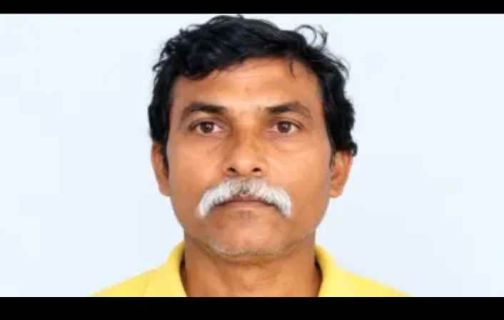 चिकनच्या भाजीवरून वाद,मोठ्या भावाने कुऱ्हाडीने वार करून धाकट्या भावाचा खून