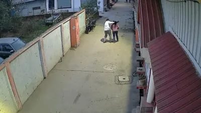 मैनपुरी में एकतरफा प्यार में हैवानियत,सनकी छात्र ने काटे शिक्षिका के होंठ