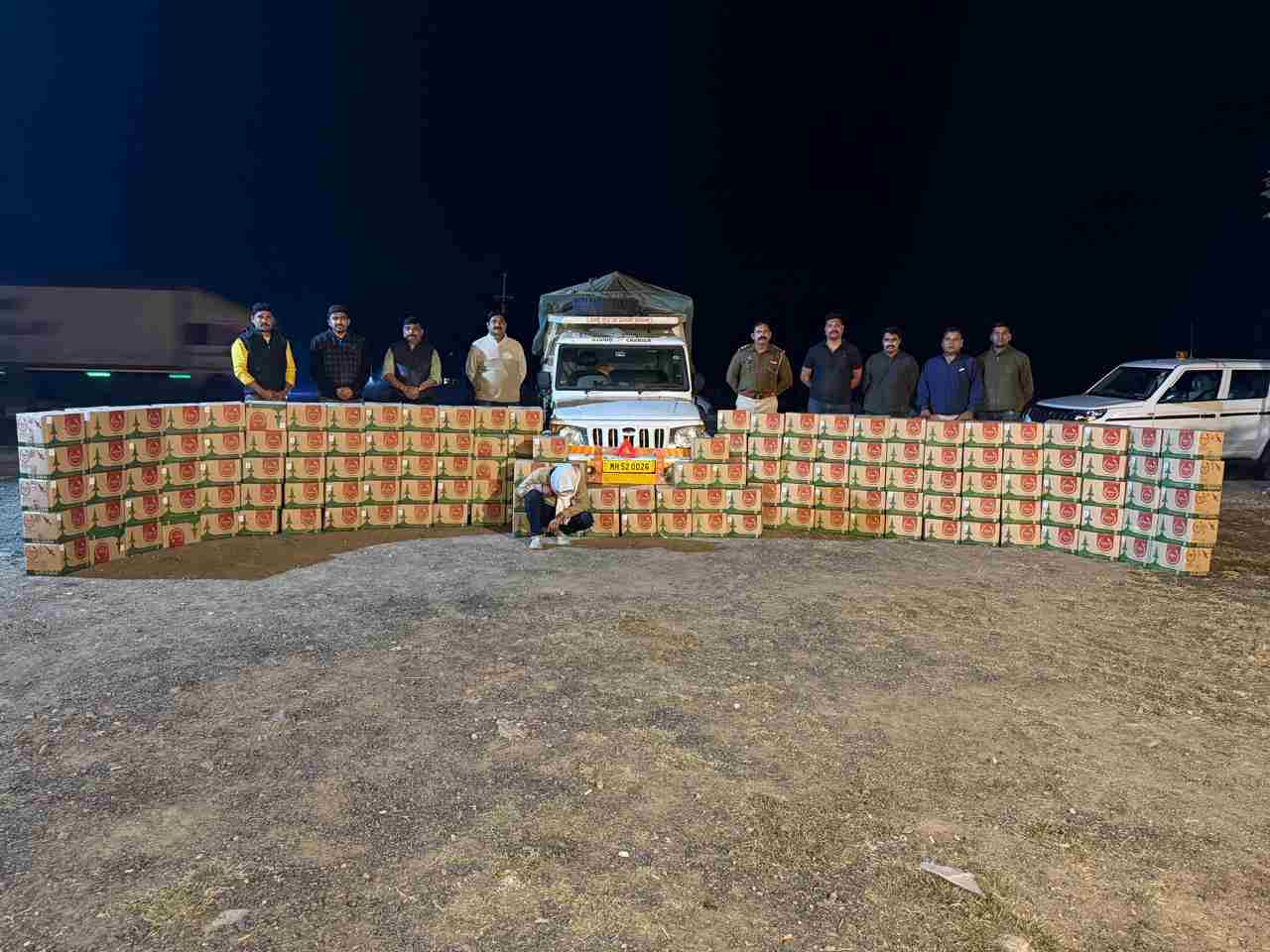 दारूबंदी जिले में सख्त कार्रवाई: नाकाबंदी में 150 पेटी देशी शराब जब्त, 22 लाख से अधिक का माल बरामद