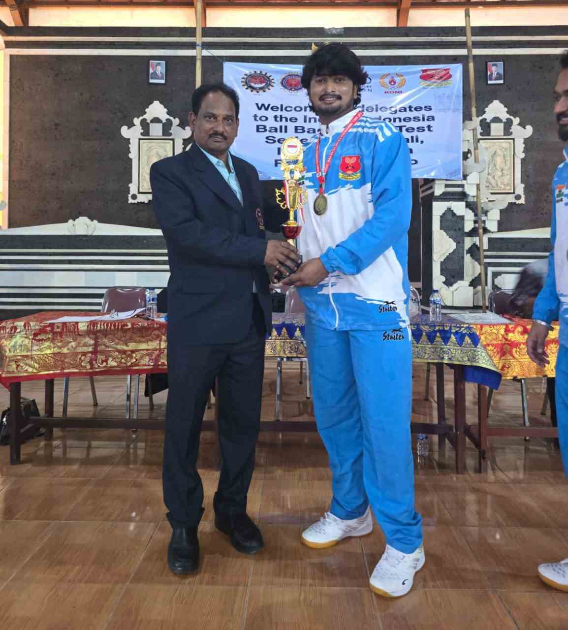 आंतरराष्ट्रीय बॉल बॅडमिंटन स्पर्धेत भारताच्या संघांना सुवर्णपदक शेख सरफराज यांचा सत्कार संपन्न.