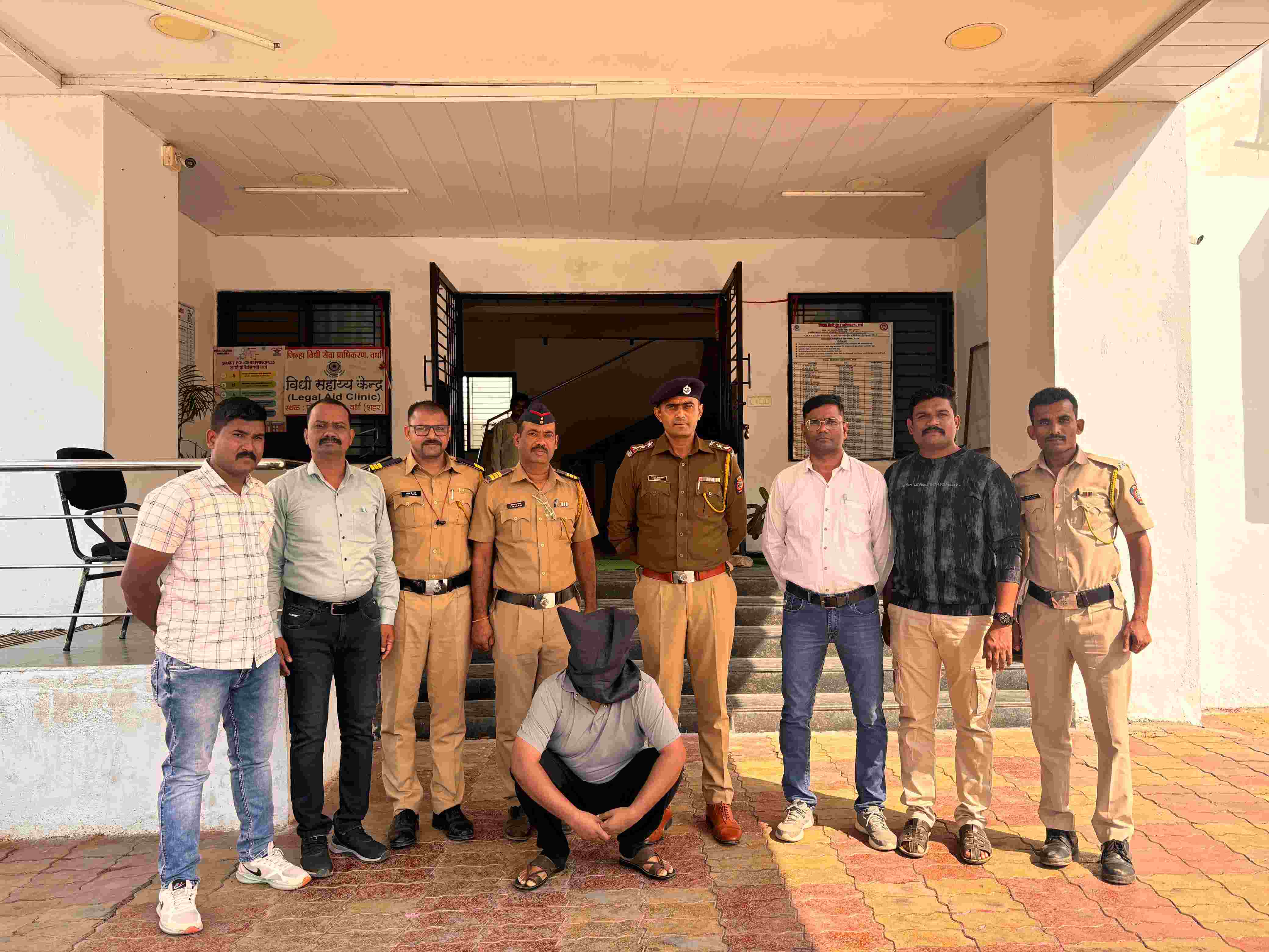 तीन वर्षांपासून फरार आरोपी नोएडातून जेरबंद