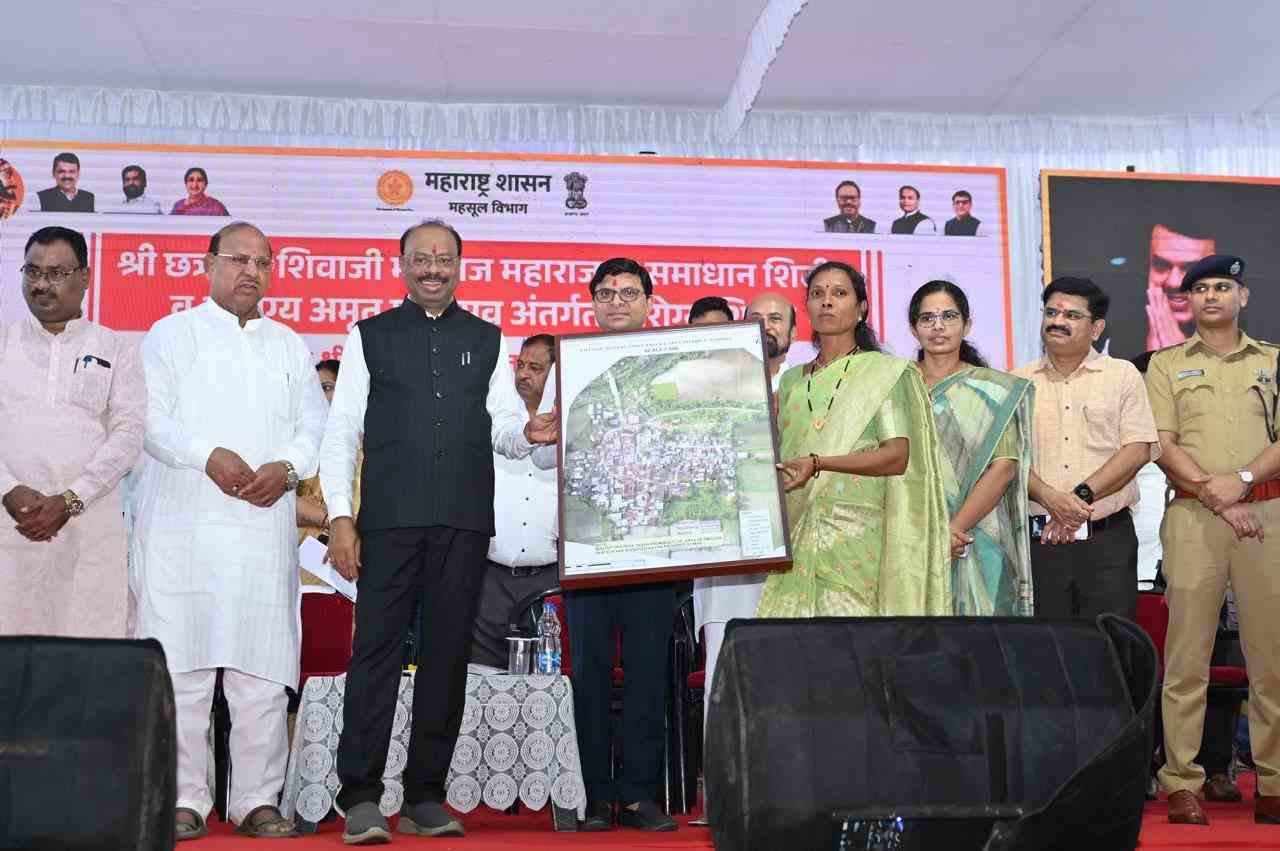 तळेगावात महाराजस्व समाधान व महाआरोग्य शिबिराचे उद्घाटन