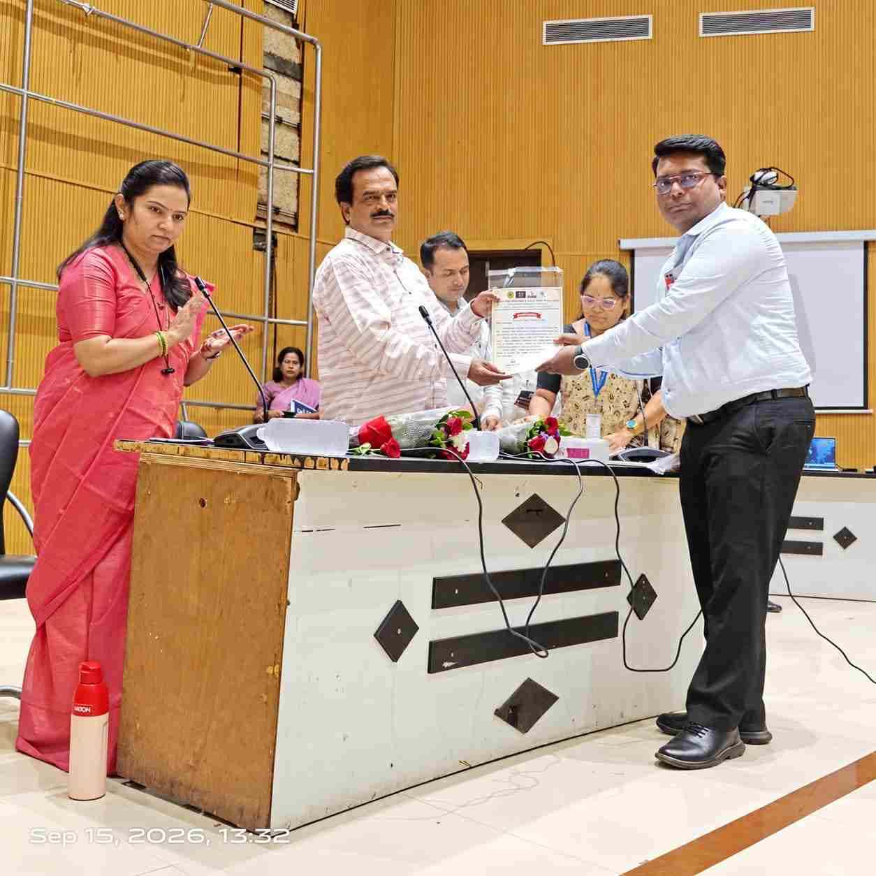 SSC-HSC परीक्षेतील उत्कृष्ट निकालाबद्दल सनशाइन स्कूलचा विशेष प्रशस्तीपत्राने गौरव