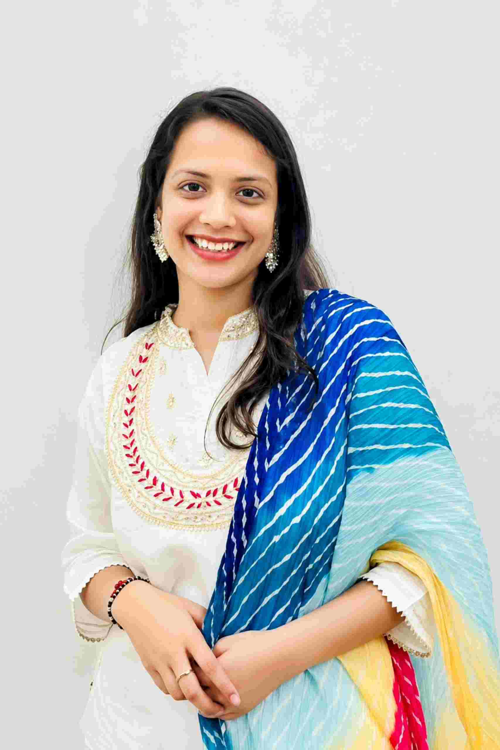 निधी आशिष कोचर सीए परीक्षेत उत्तीर्ण