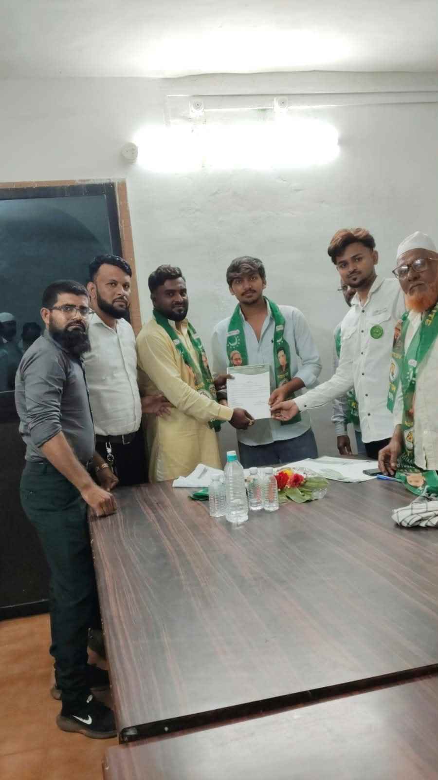 पुलगांव में AIMIM का बढ़ा कुनबा, कई पदाधिकारी व कार्यकर्ताओं का पार्टी में प्रवेश