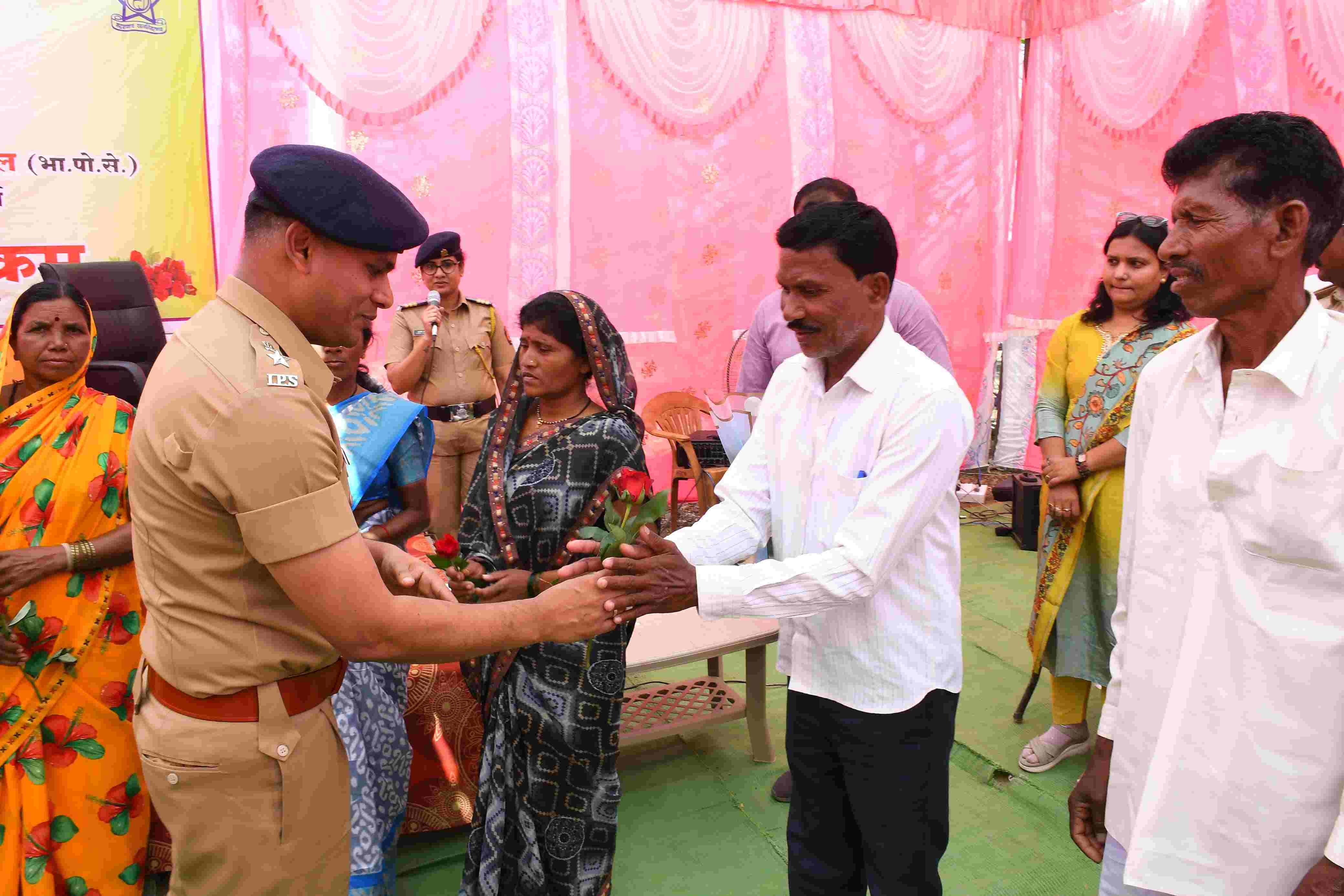 ‘संवाद’ उपक्रमातून पोलिस-नागरिक थेट संवाद