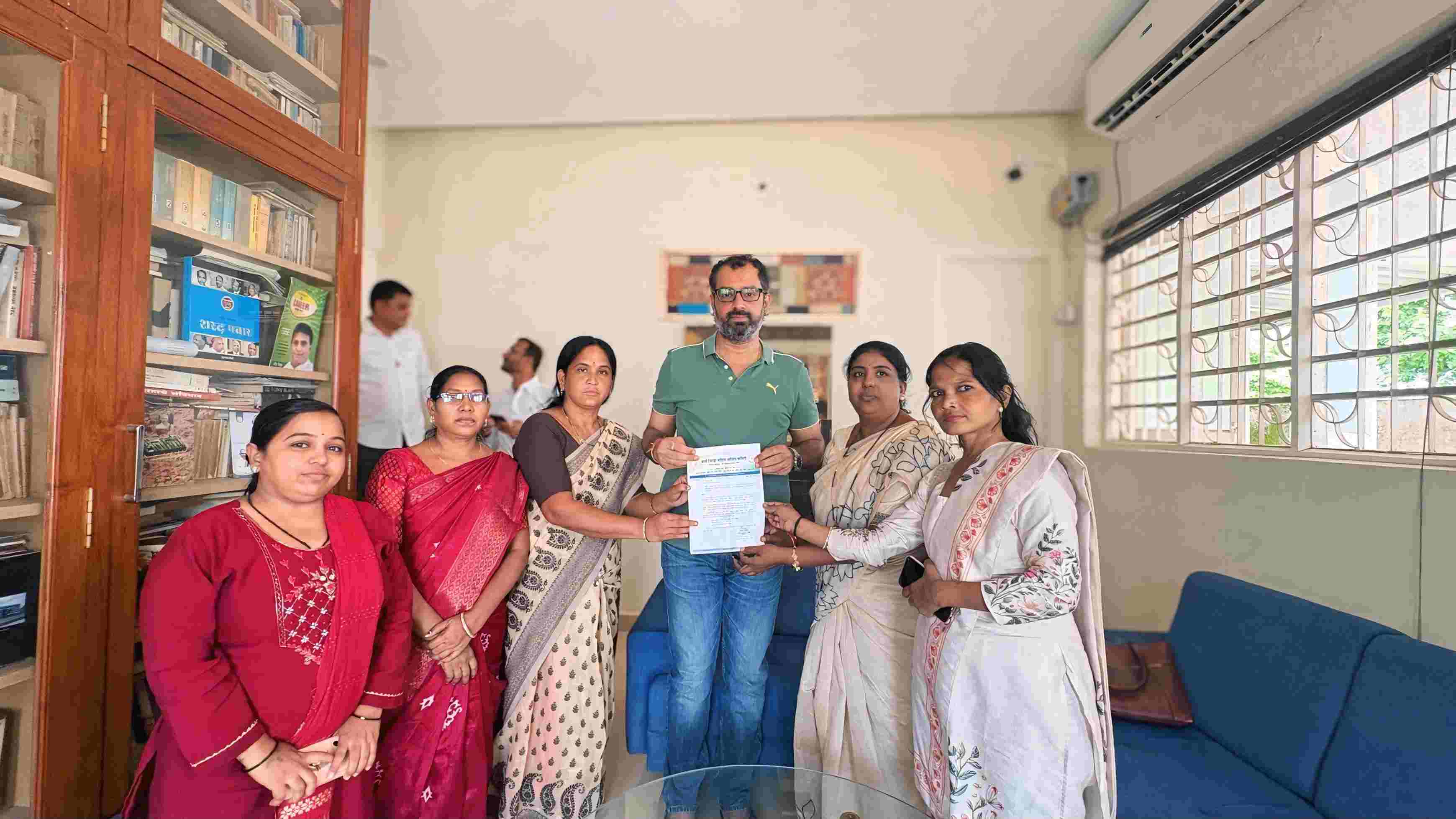दिल्लीतील विद्यार्थ्यांवरील लाठीचार्ज व महिला-मुलींशी कथित गैरवर्तनप्रकरणी कठोर कारवाईची मागणी