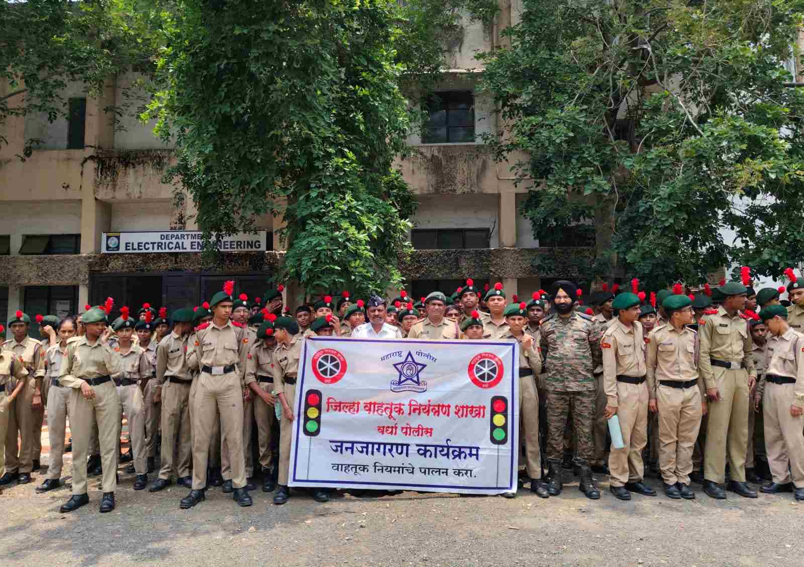 एनसीसी कॅडेट्सना वाहतूक सुरक्षेचे धडे; सेवाग्राम येथे जनजागृती कार्यशाळा