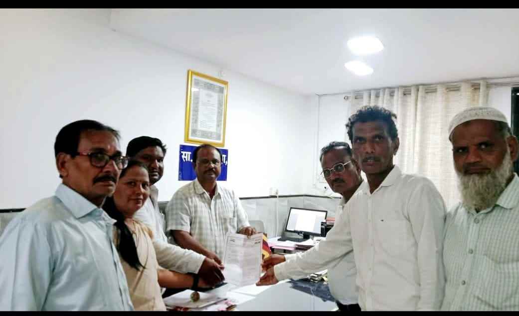 सेलू–सिरसगाव मार्गावरील खड्डे बुजवा; काँग्रेसचा रास्ता रोकोचा इशारा