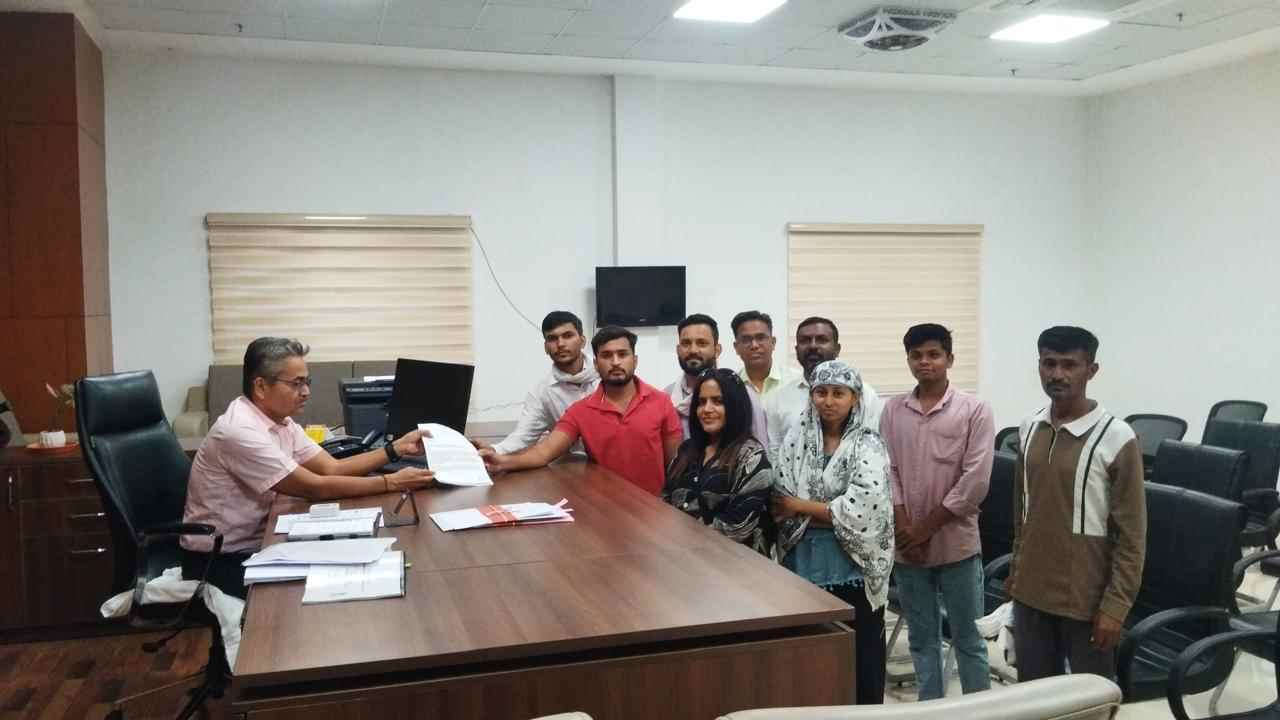 खरगे यांच्यावरील वक्तव्याविरोधात युवक काँग्रेसचे आंदोलन; कठोर कारवाईची मागणी