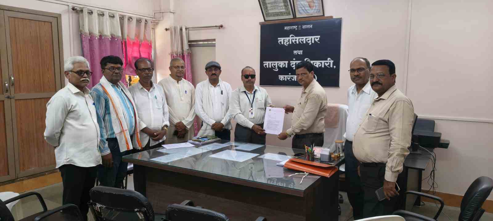 कारंजात पालकमंत्र्यांच्या जनता दरबाराची मागणी