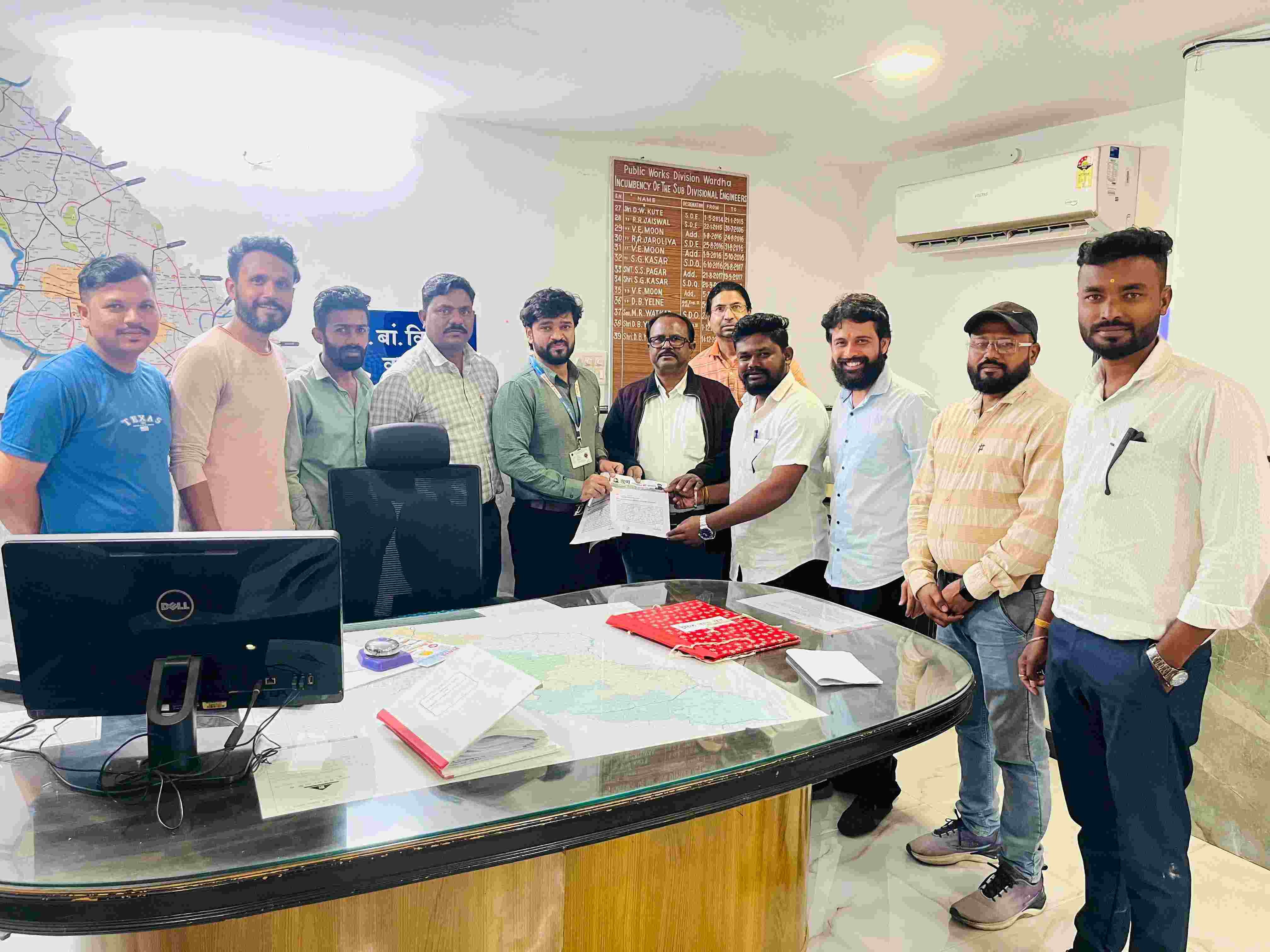 पुलगाव–शिरपूर २५ किमी रस्ता तातडीने दुरुस्त करण्याची मागणी; आंदोलनाचा इशारा