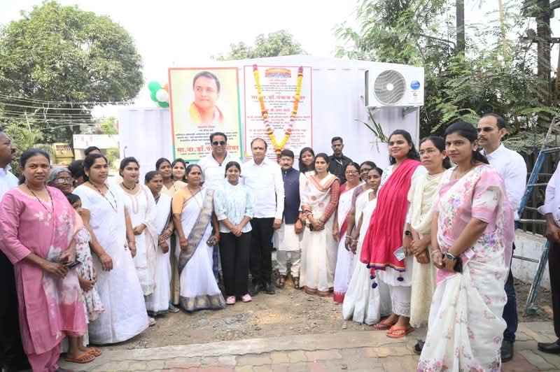 पालकमंत्री डॉ. पंकज भोयर यांच्या हस्ते वातानुकूलित वाचनालयांचे उद्घाटन