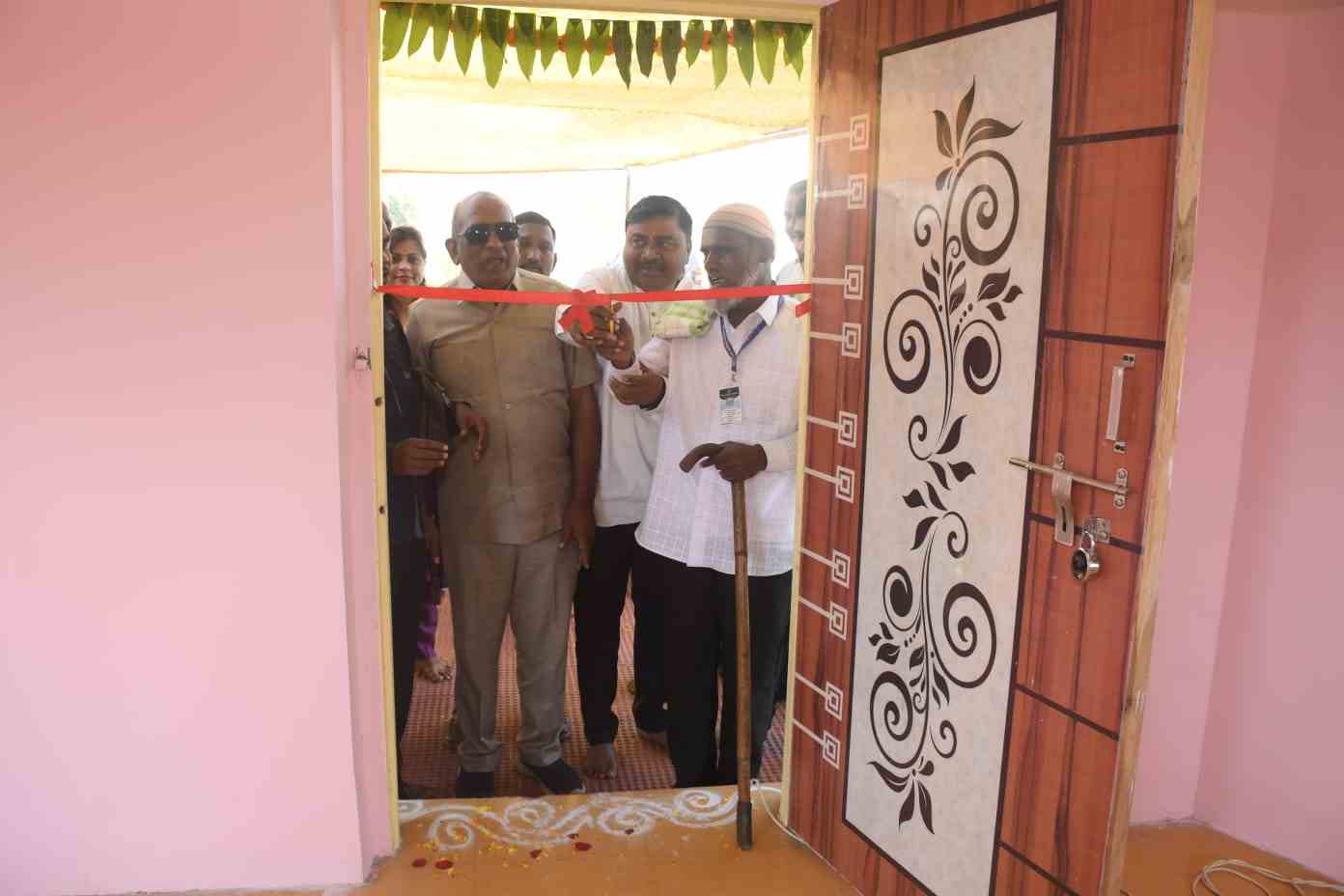 सालोड येथे दिव्यांग भवनाचे उद्घाटन व जागतिक अपंग दिनाचा सोहळा उत्साहात संपन्न