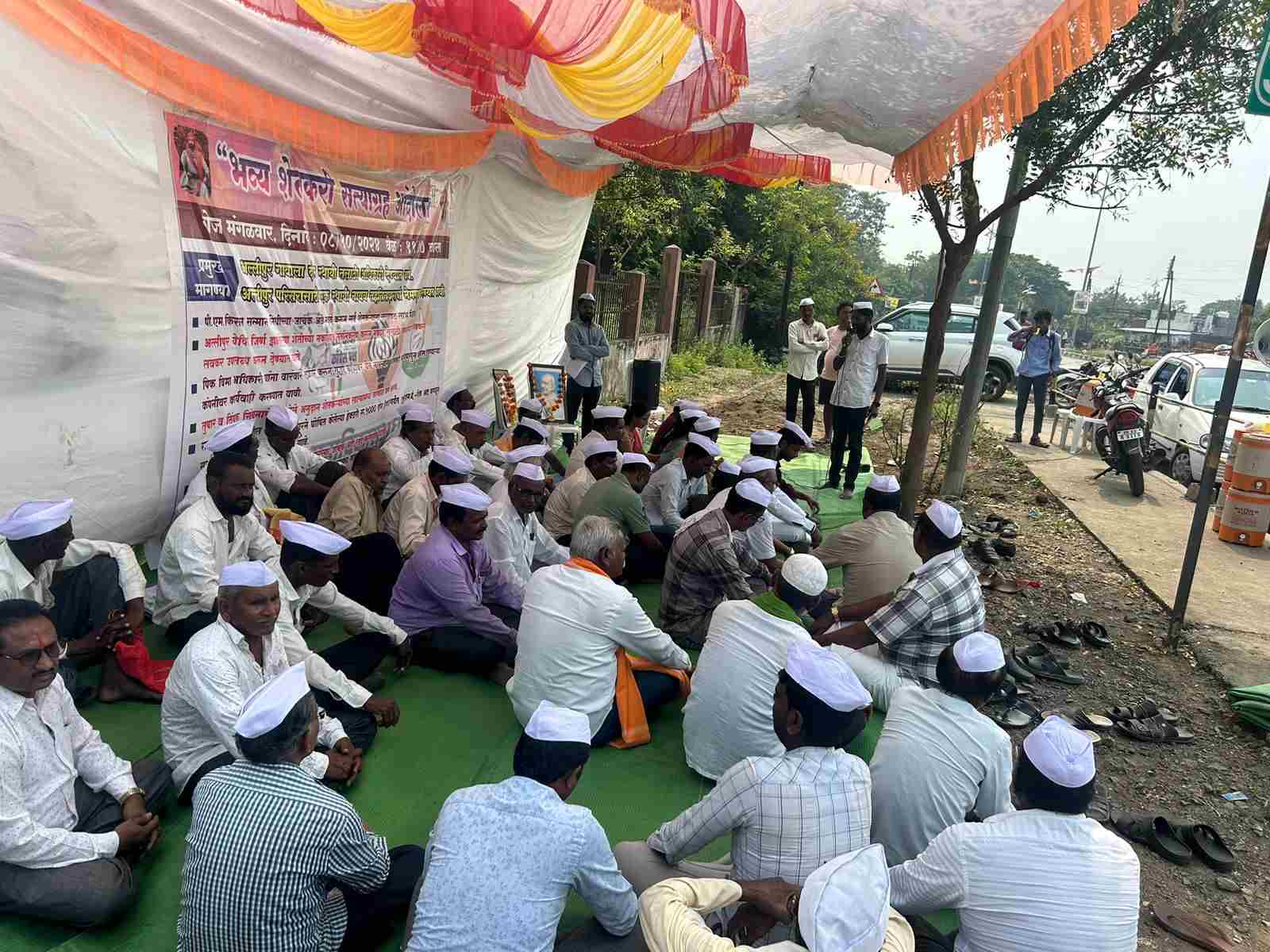 महाविकास आघाडीच्या नेतृत्वात अल्लीपुरात शेकडो शेतकऱ्यांचा “सत्याग्रह