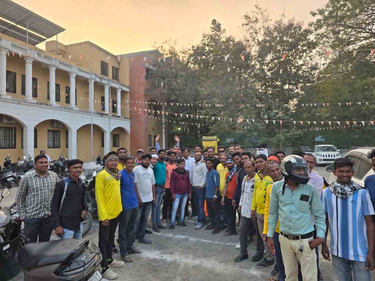 ब्लिन्कीट रायडर्सना पार्किंग नाकारल्याने वर्ध्यात संताप; प्रशासनाच्या भूमिकेवर प्रश्न