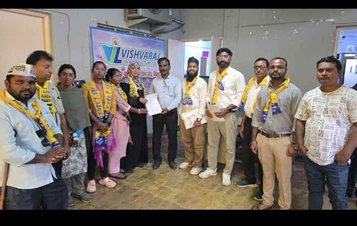 'AAP'कडून रस्त्याच्या दुरवस्थेबाबत सरकार आणि टोल कंपनीला निर्वाणीचा इशारा